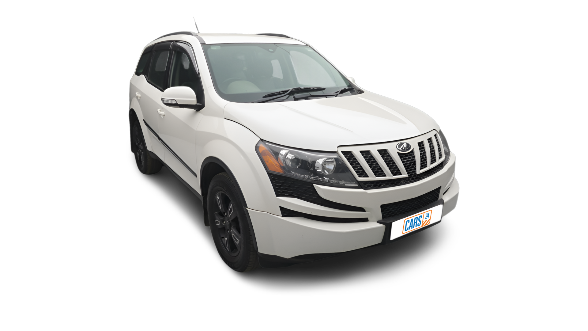 Mahindra XUV500-img